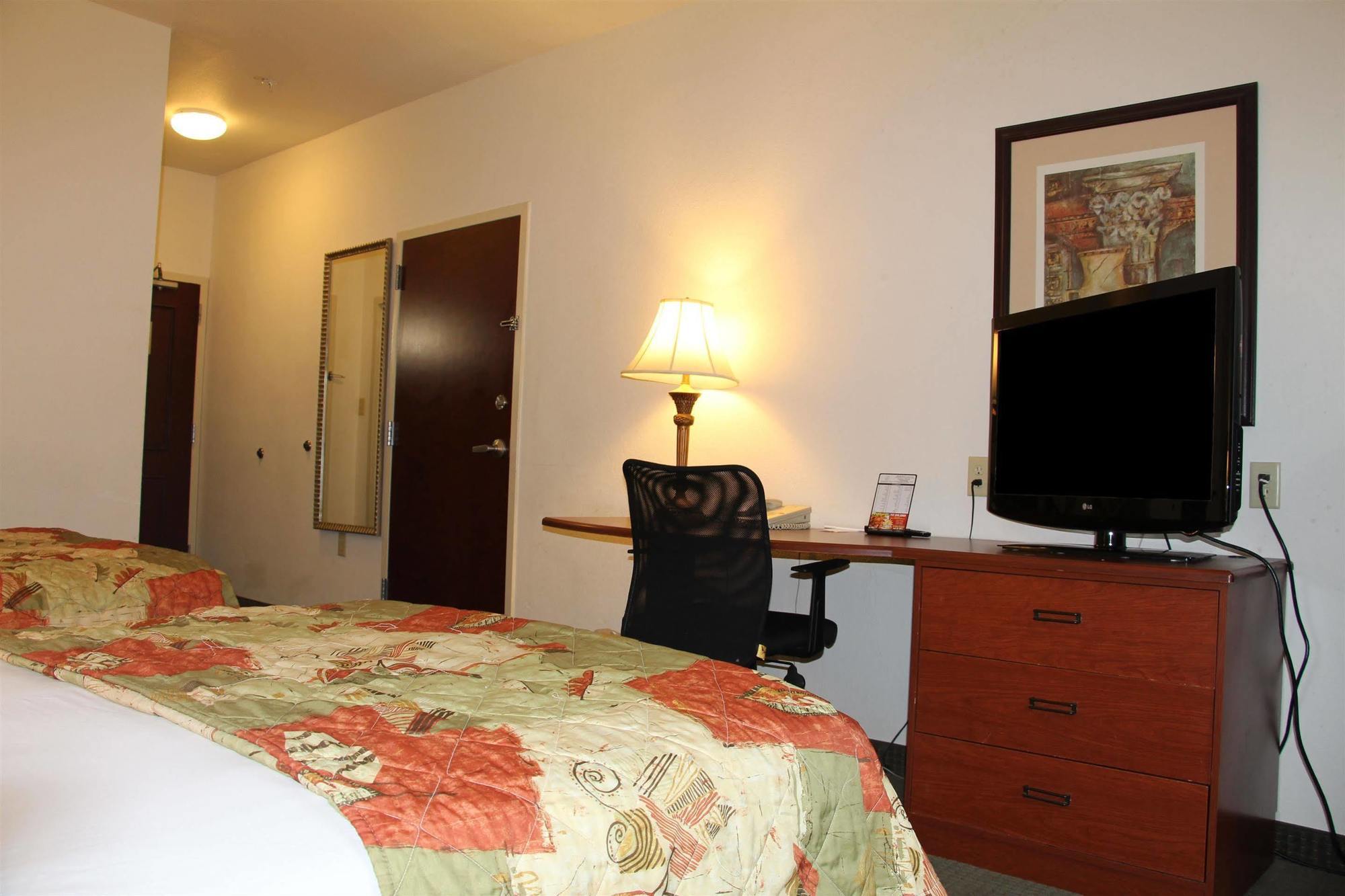 Sleep Inn & Suites Newport News Exterior photo